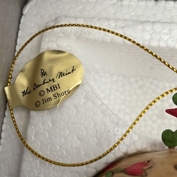 Danbury Mint 2007 "Up On The Rooftop" Annual Ornament by Jim Shore - Picture 4 of 6